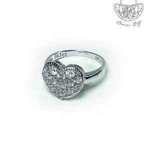 925 Silver Heart Rhinestone Ring Size 6